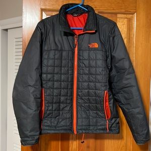 The North Face puffer jacket men’s size XS